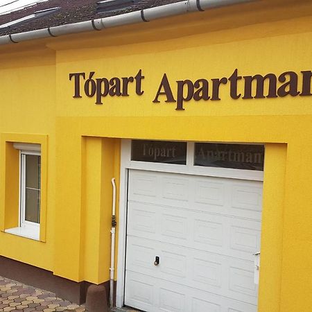 Topart Apartman Tapolca Exterior foto