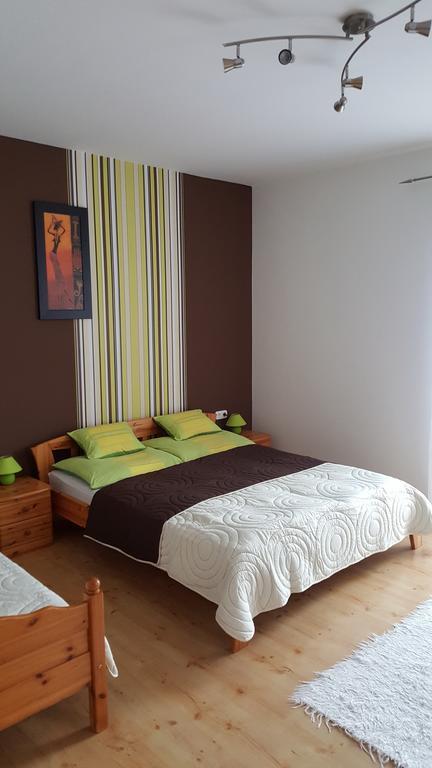 Topart Apartman Tapolca Cameră foto